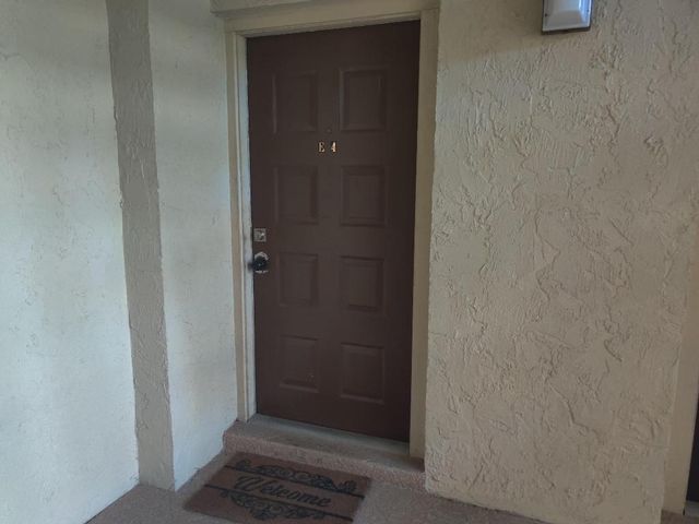 150 Pineview Road E4, Jupiter, FL 33469