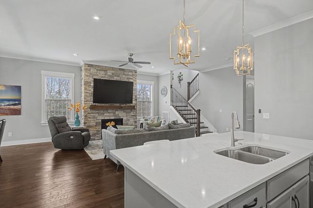 455 Cardel Ln, Franklin, TN 37064