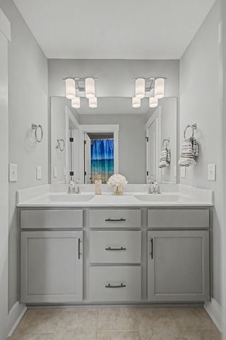 455 Cardel Ln, Franklin, TN 37064