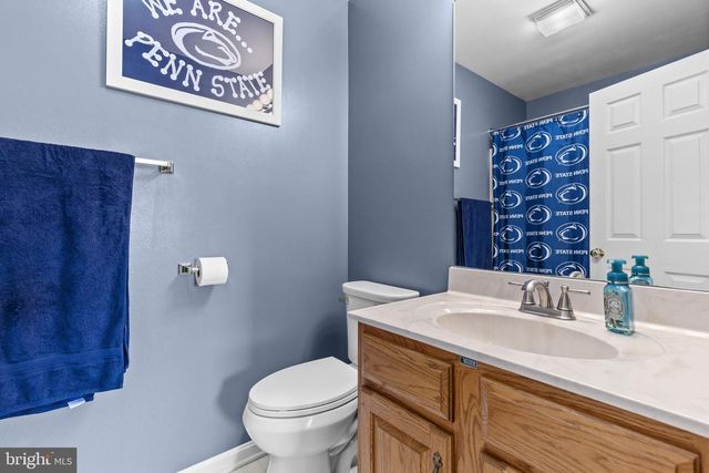 15 PINE RIDGE CIR, Enola, PA 17025