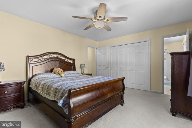 15 PINE RIDGE CIR, Enola, PA 17025