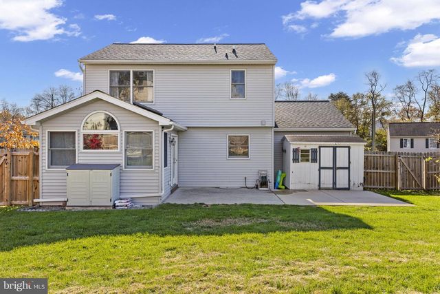 15 PINE RIDGE CIR, Enola, PA 17025