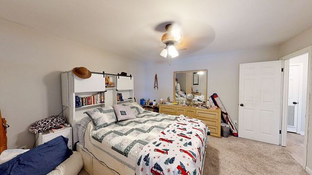 104 E Roxbury Road, Dothan, AL 36305