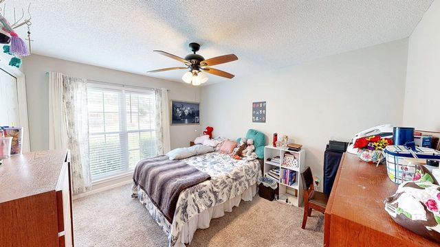 104 E Roxbury Road, Dothan, AL 36305