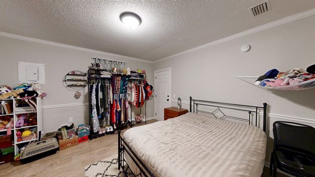 104 E Roxbury Road, Dothan, AL 36305