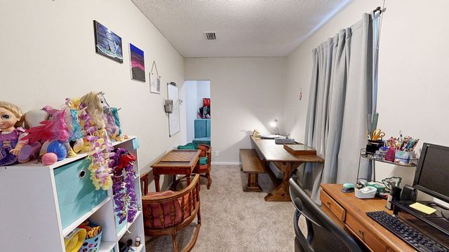 104 E Roxbury Road, Dothan, AL 36305