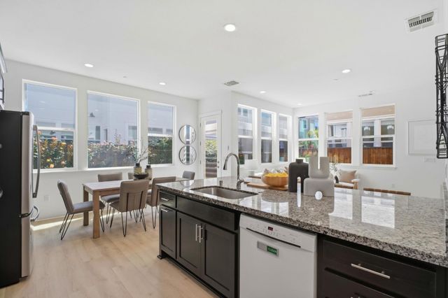 8420 Blue Anchor Way, Newark, CA 94560