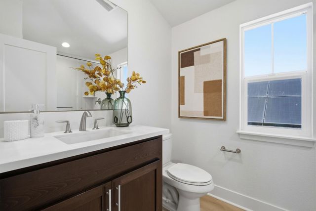 8420 Blue Anchor Way, Newark, CA 94560