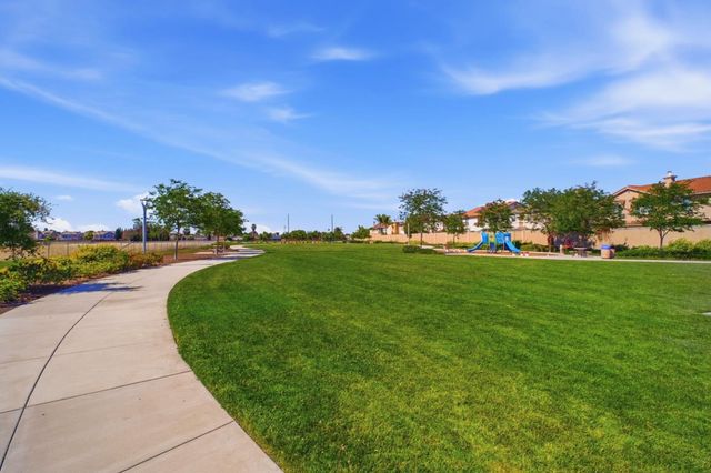 8420 Blue Anchor Way, Newark, CA 94560