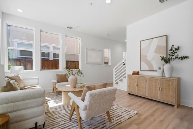 8420 Blue Anchor Way, Newark, CA 94560