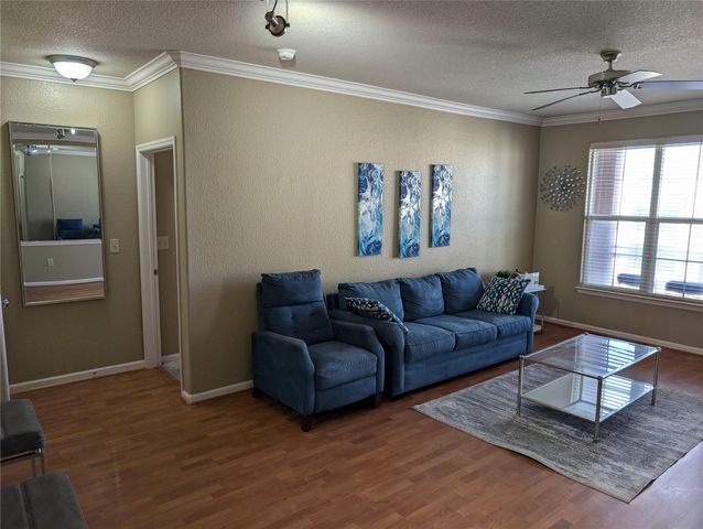 1711 Old Spanish Trail 341, Houston, TX 77054