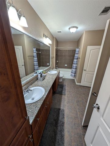 1711 Old Spanish Trail 341, Houston, TX 77054