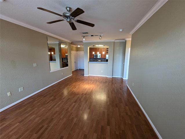 1711 Old Spanish Trail 341, Houston, TX 77054