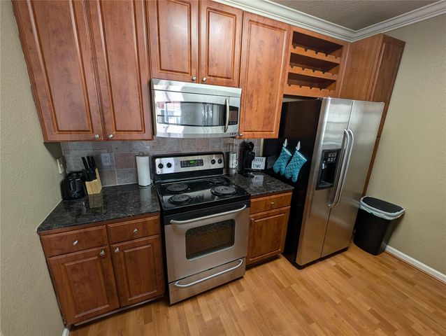 1711 Old Spanish Trail 341, Houston, TX 77054
