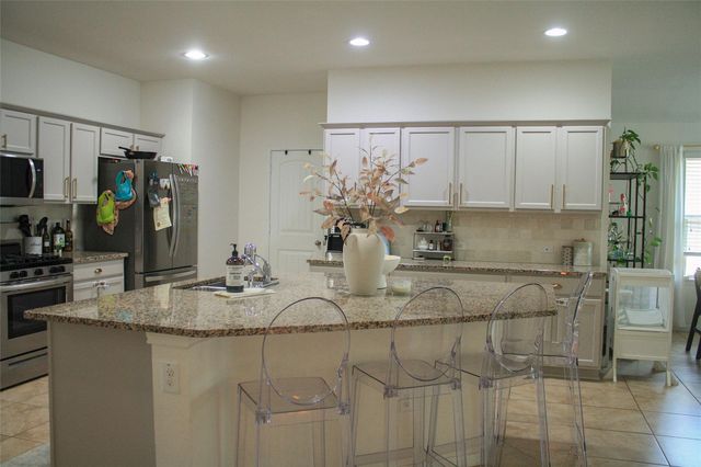 2209 Bettylou LN, Austin, TX 78754