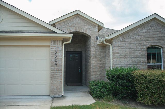 2209 Bettylou LN, Austin, TX 78754