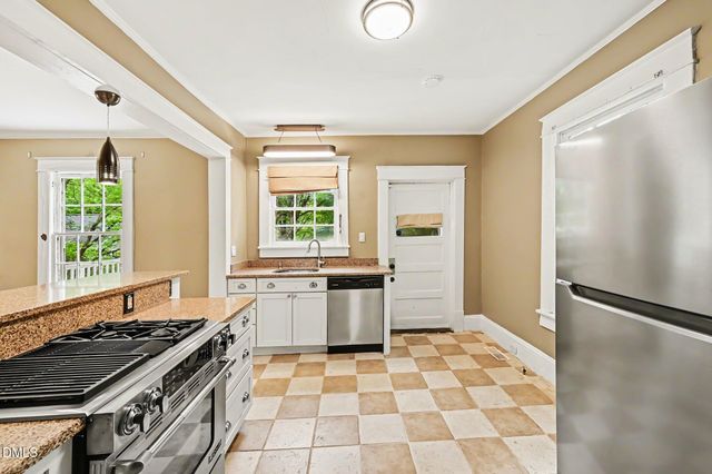 217 Hillsborough Street, Chapel Hill, NC 27514
