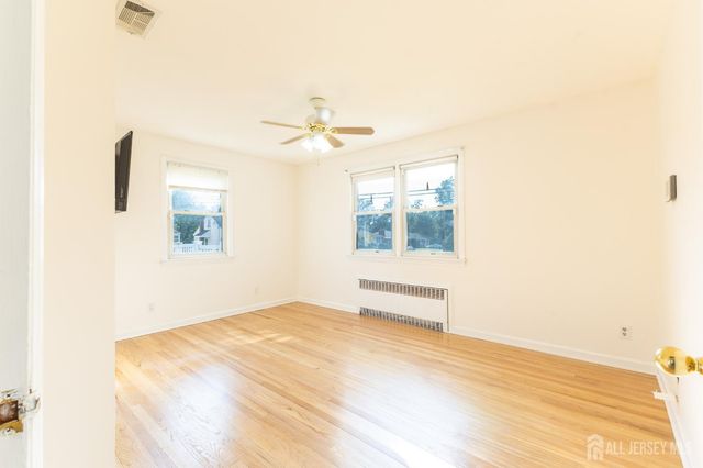 2 Hilltop Avenue, Sayreville, NJ 08879