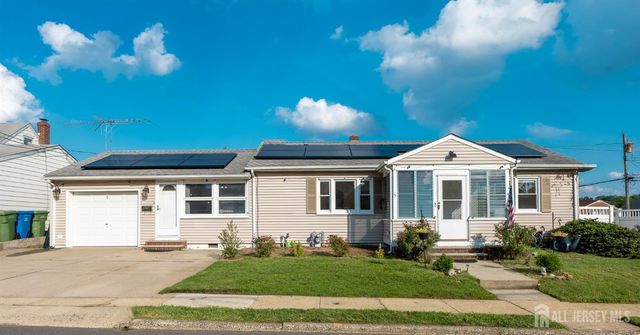 2 Hilltop Avenue, Sayreville, NJ 08879