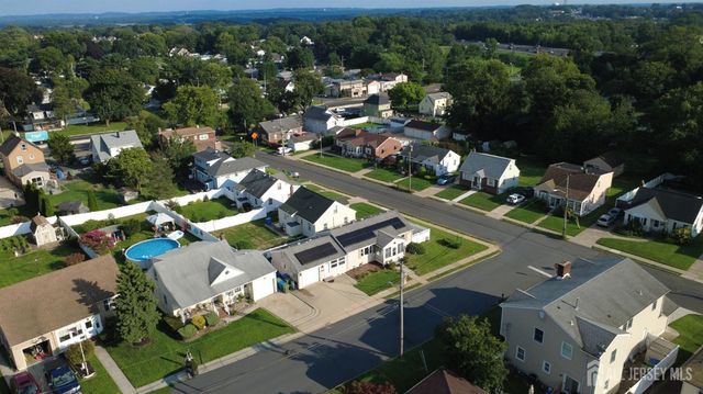 2 Hilltop Avenue, Sayreville, NJ 08879