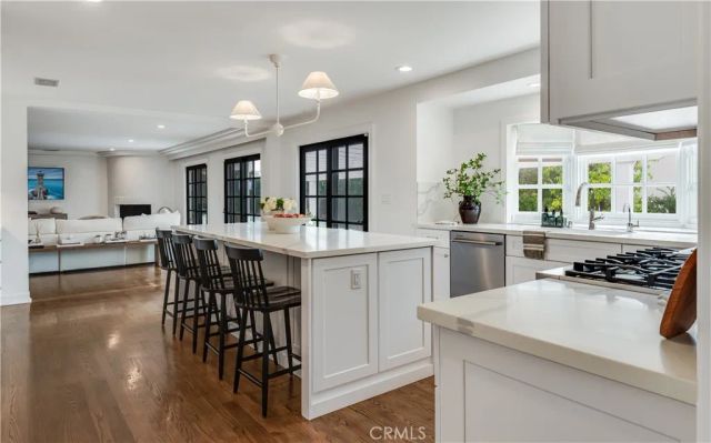 3001 Via Buena, Palos Verdes Estates, CA 90274