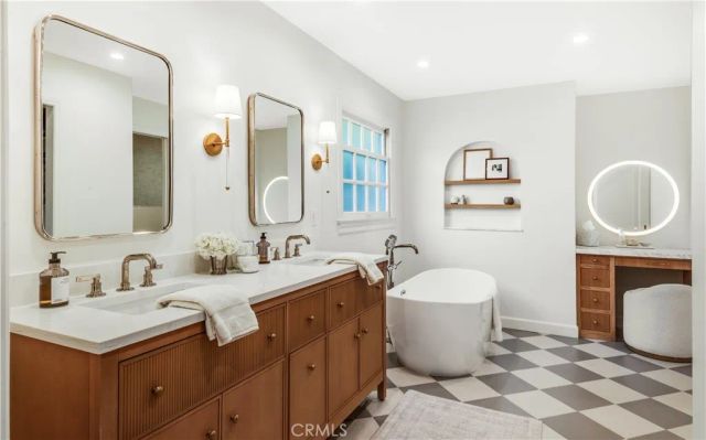 3001 Via Buena, Palos Verdes Estates, CA 90274