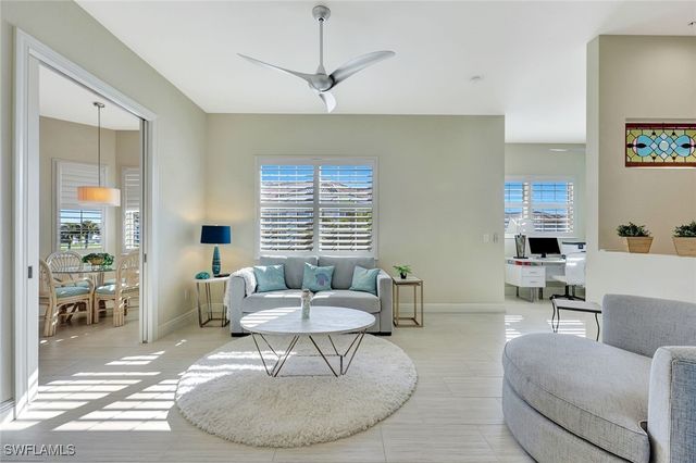 608 El Camino Real 202, Naples, FL 34119