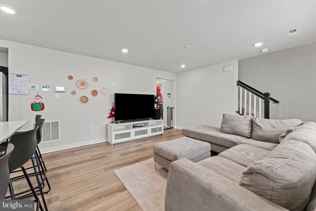 140 WOOD WALK AVE, La Plata, MD 20646