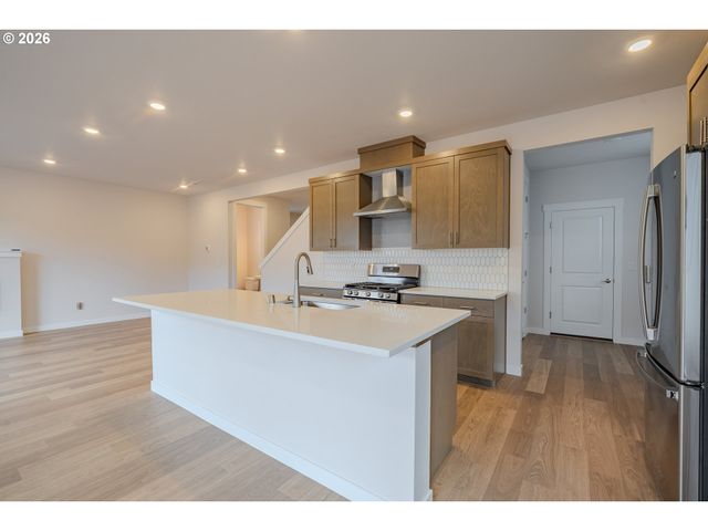 1128 Se 33RD St, Battle Ground, WA 98604