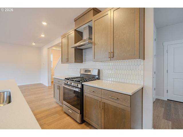 1128 Se 33RD St, Battle Ground, WA 98604