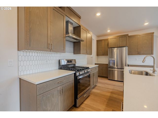 1128 Se 33RD St, Battle Ground, WA 98604