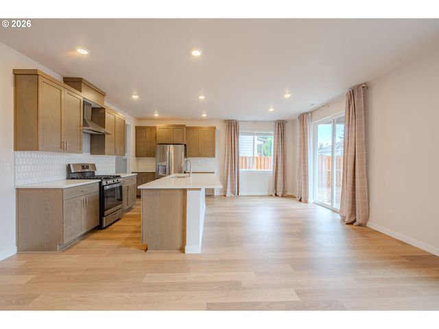 1128 Se 33RD St, Battle Ground, WA 98604