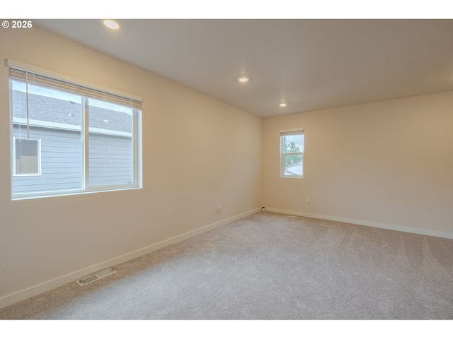 1128 Se 33RD St, Battle Ground, WA 98604