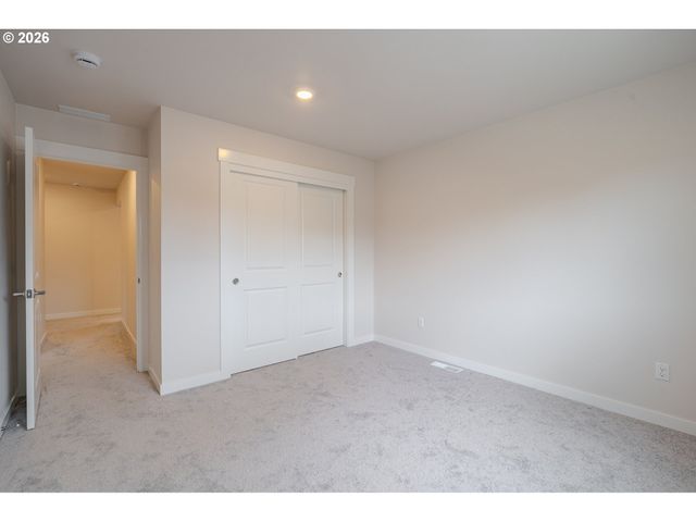 1128 Se 33RD St, Battle Ground, WA 98604