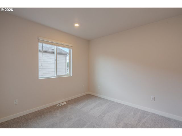 1128 Se 33RD St, Battle Ground, WA 98604