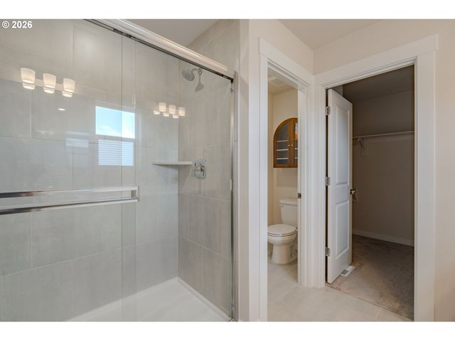 1128 Se 33RD St, Battle Ground, WA 98604