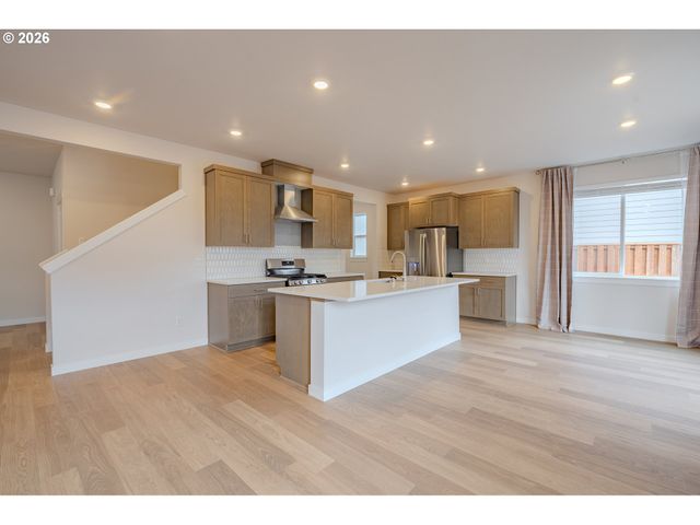 1128 Se 33RD St, Battle Ground, WA 98604