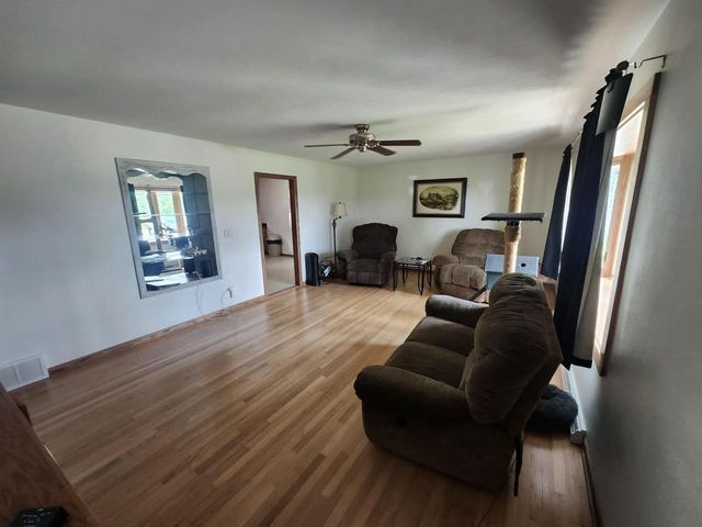19004 58th ROAD, Union Grove, WI 53182