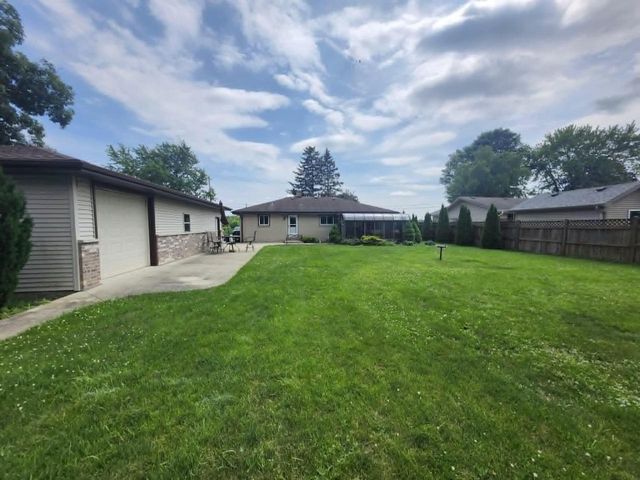 19004 58th ROAD, Union Grove, WI 53182