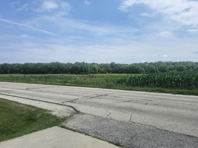 19004 58th ROAD, Union Grove, WI 53182