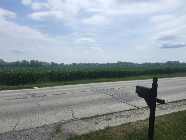 19004 58th ROAD, Union Grove, WI 53182