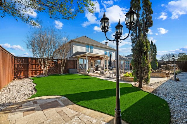 338 Greenfield Drive, Murphy, TX 75094