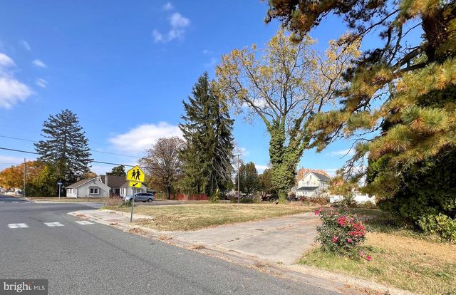 36 DUNN LN, Pennsville, NJ 08070