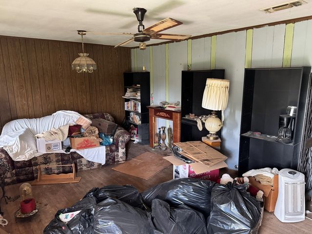 406 Barnett Street, Eden, TX 76837