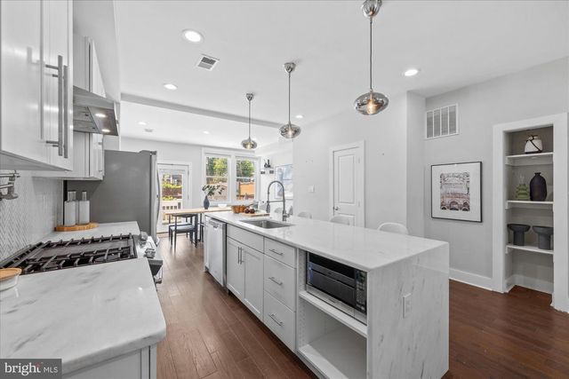 4012 13TH ST NW, Washington, DC 20011