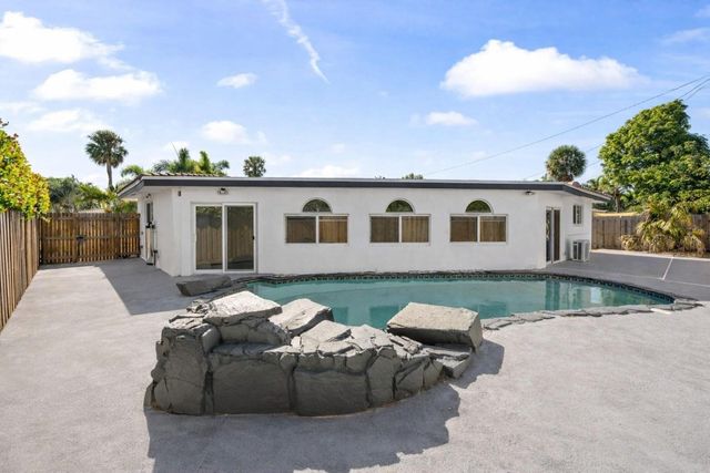 2185 Imperial Point Drive, Fort Lauderdale, FL 33308