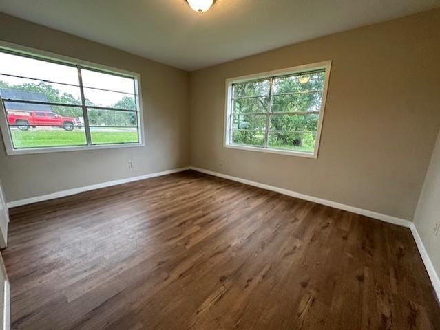 110 Cedar Street, Louise, TX 77455