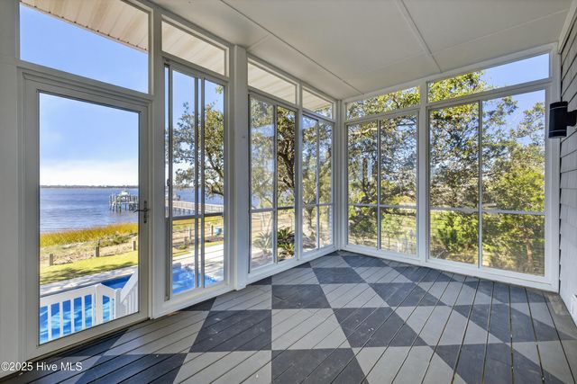 8824 Shipwatch Drive, Wilmington, NC 28412