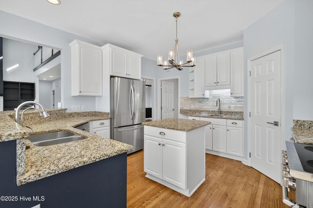 8824 Shipwatch Drive, Wilmington, NC 28412