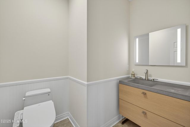 8824 Shipwatch Drive, Wilmington, NC 28412